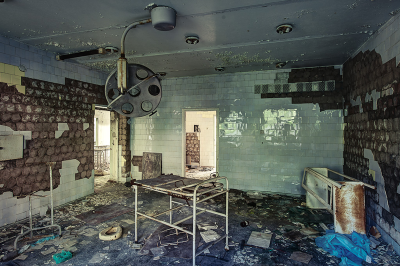 Illustration for article titled The Decaying Remains of Abandoned Hospitals